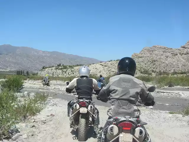 Wyprawy Motocyklowe - Odkrywaj Świat na Dwóch Kółkach